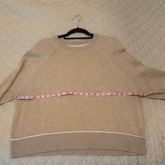 Anthropologie The Oaklyn Cozy Crew-Neck Sweatshirt by Pilcro - Picture 9 of 11